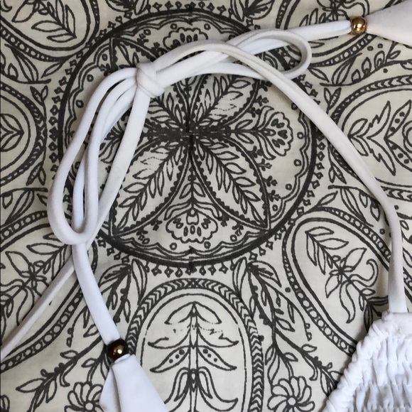 Victoria’s Secret white bikini top - Picture 2 of 6